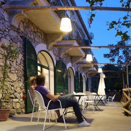 לינה וארוחת בוקר פוזיטנו Colle Dell'Ara מראה חיצוני תמונה